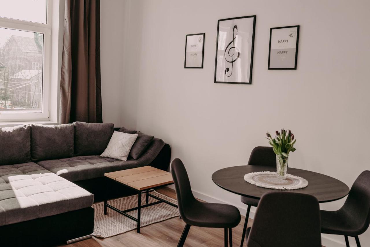 Chopin'S Apartment บีเอสโก-เบียวา ภายนอก รูปภาพ